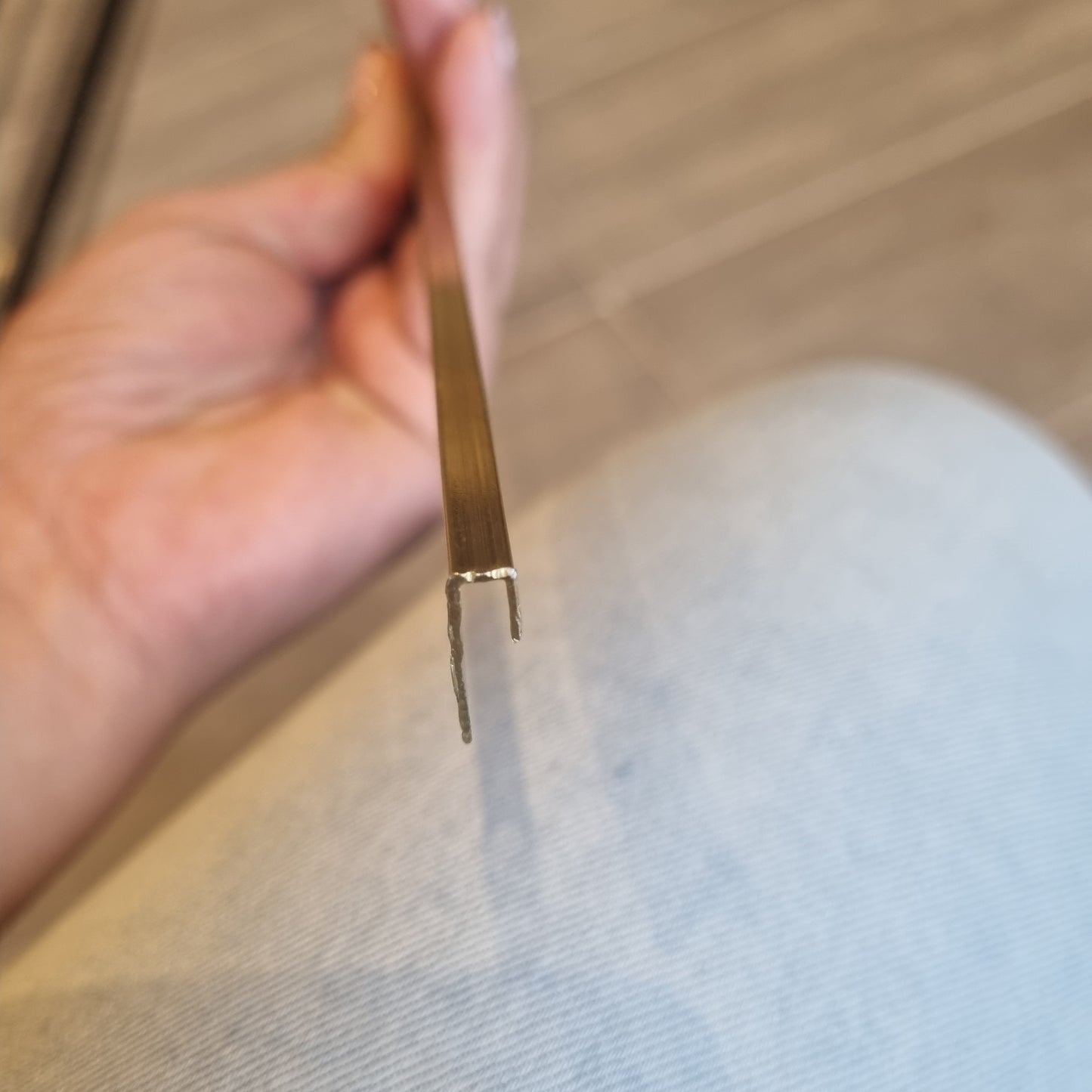 PERFIL INICIO UV 3 MM DORADO