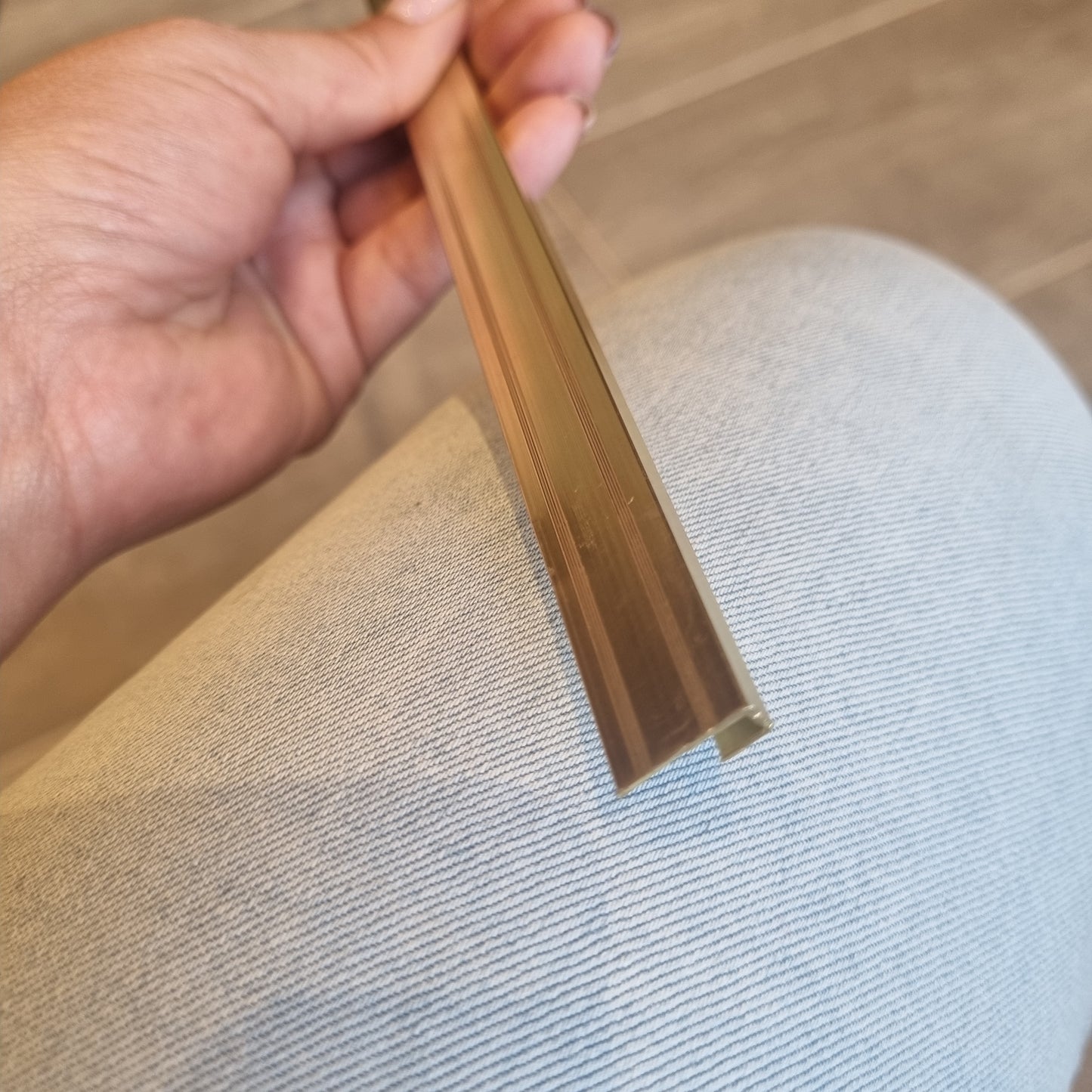 PERFIL INICIO UV 3 MM DORADO