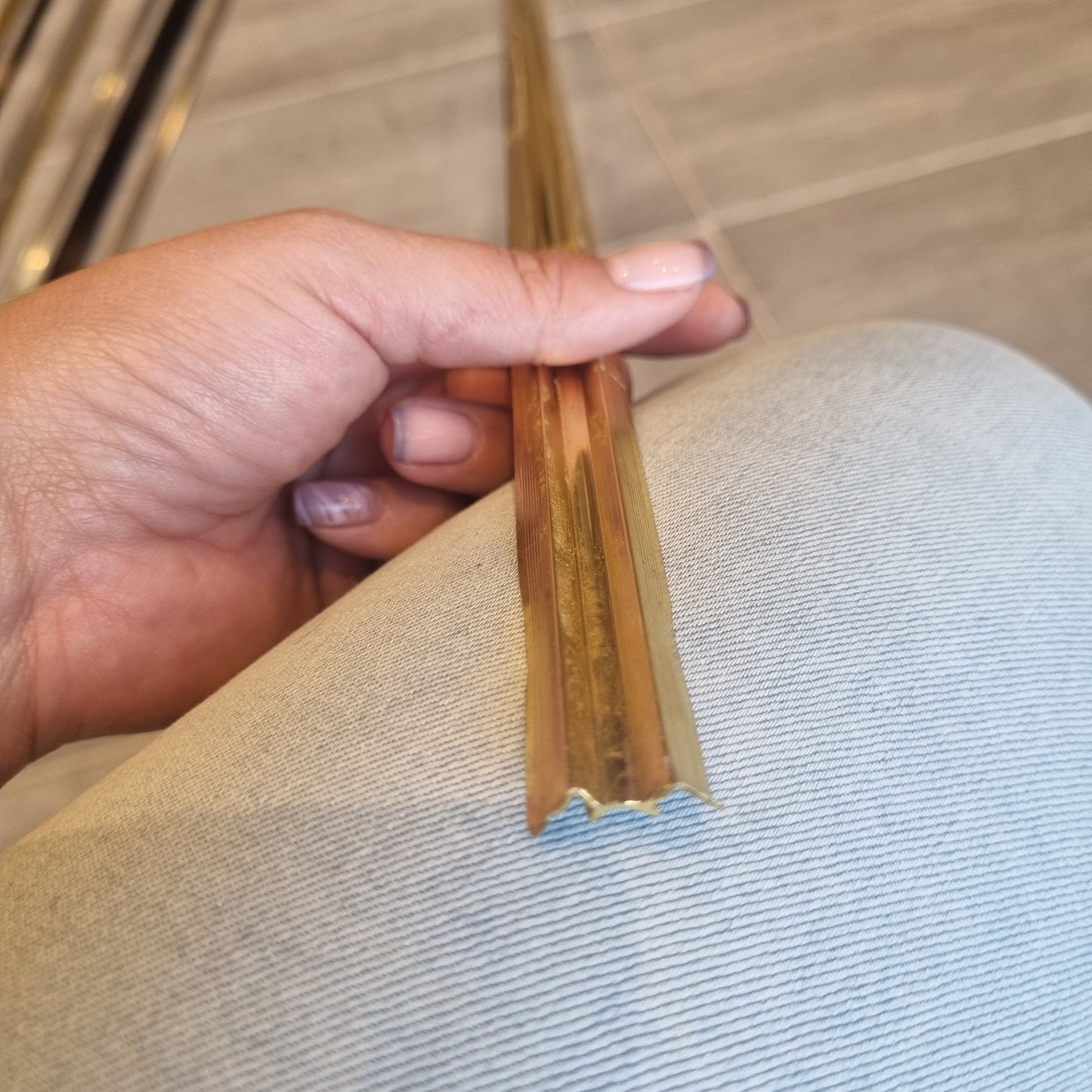 PERFIL INTERIOR UV 3 MM DORADO