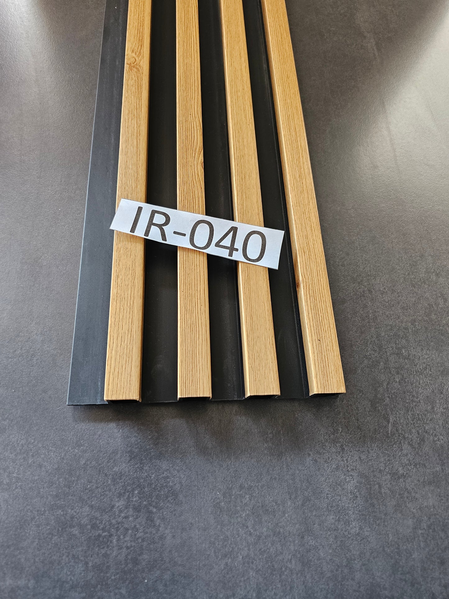 PANEL DECORATIVO IR-040 FN 2500