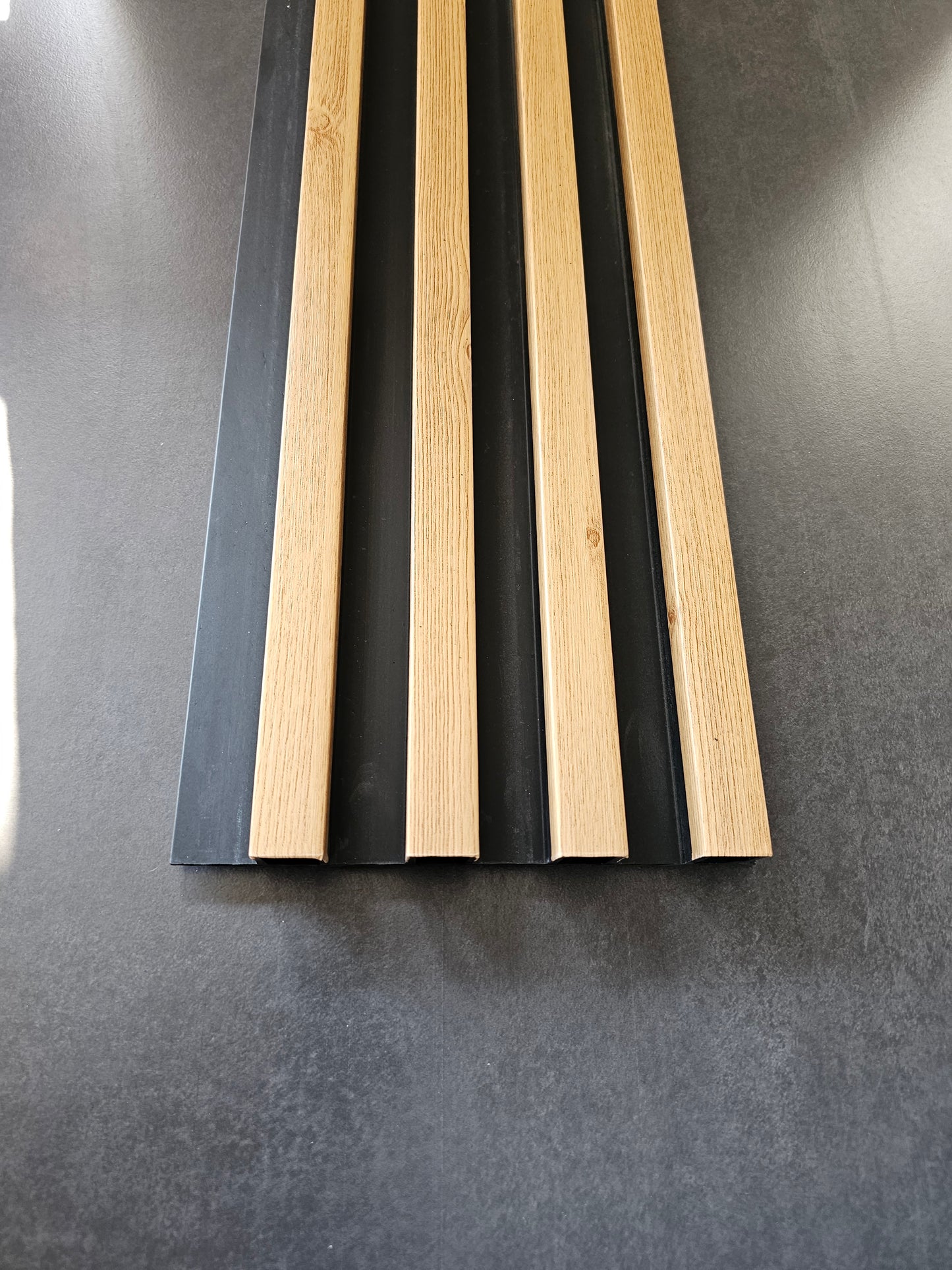 PANEL DECORATIVO IR-040 FN 2500