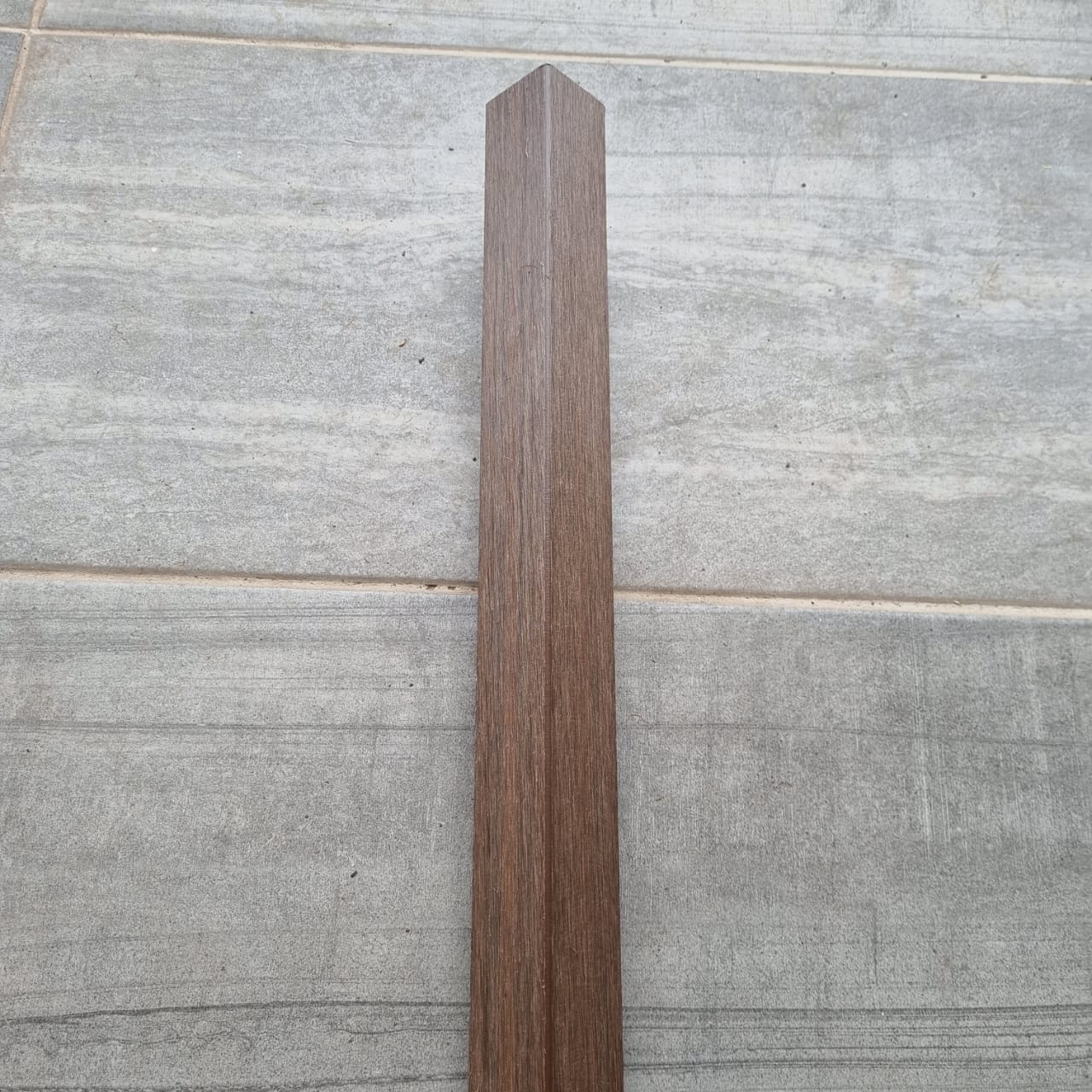 PERFIL IPE  EXTERIOR 45*45*2900