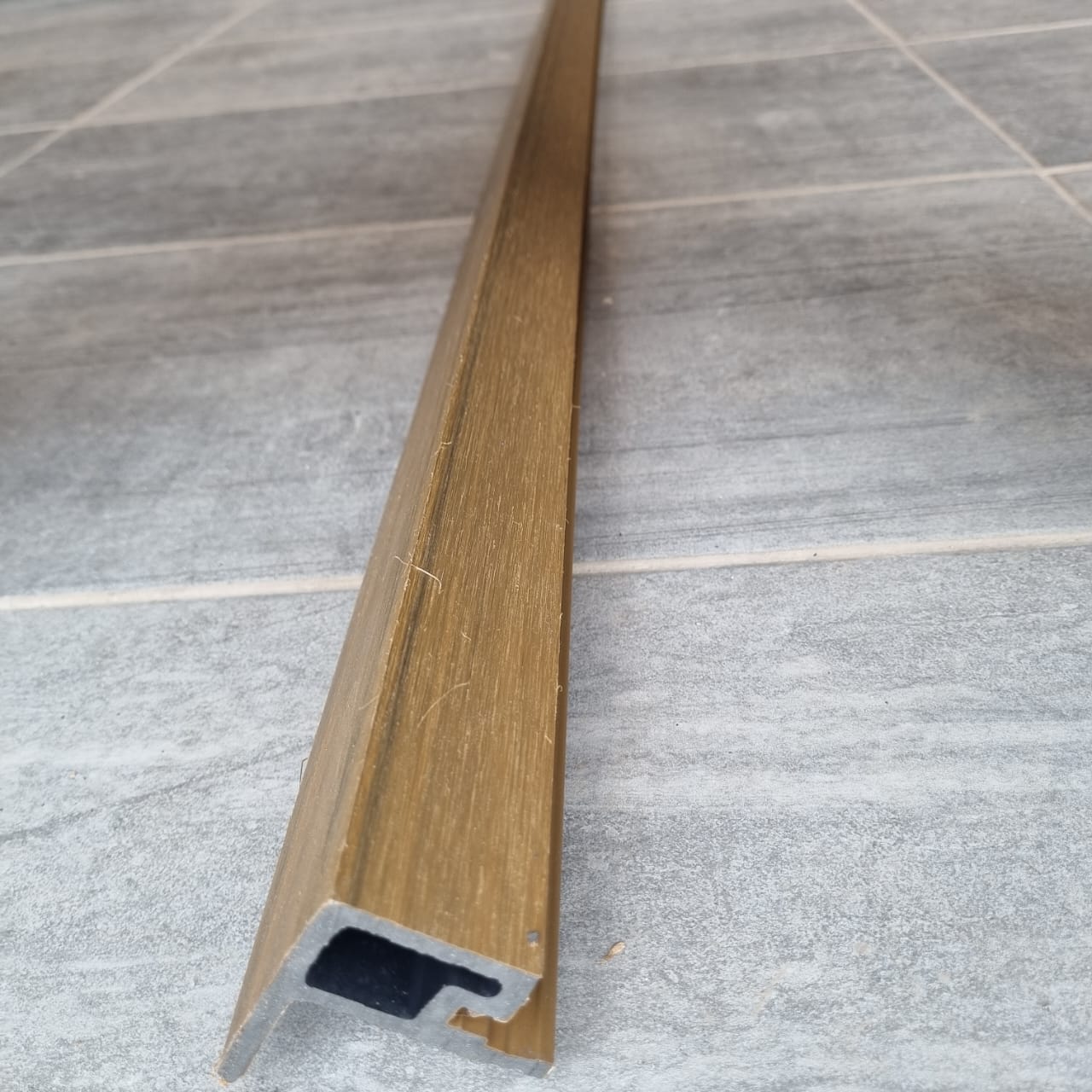 PERFIL TERMINACION TEAK EXTERIOR 50*55*2900