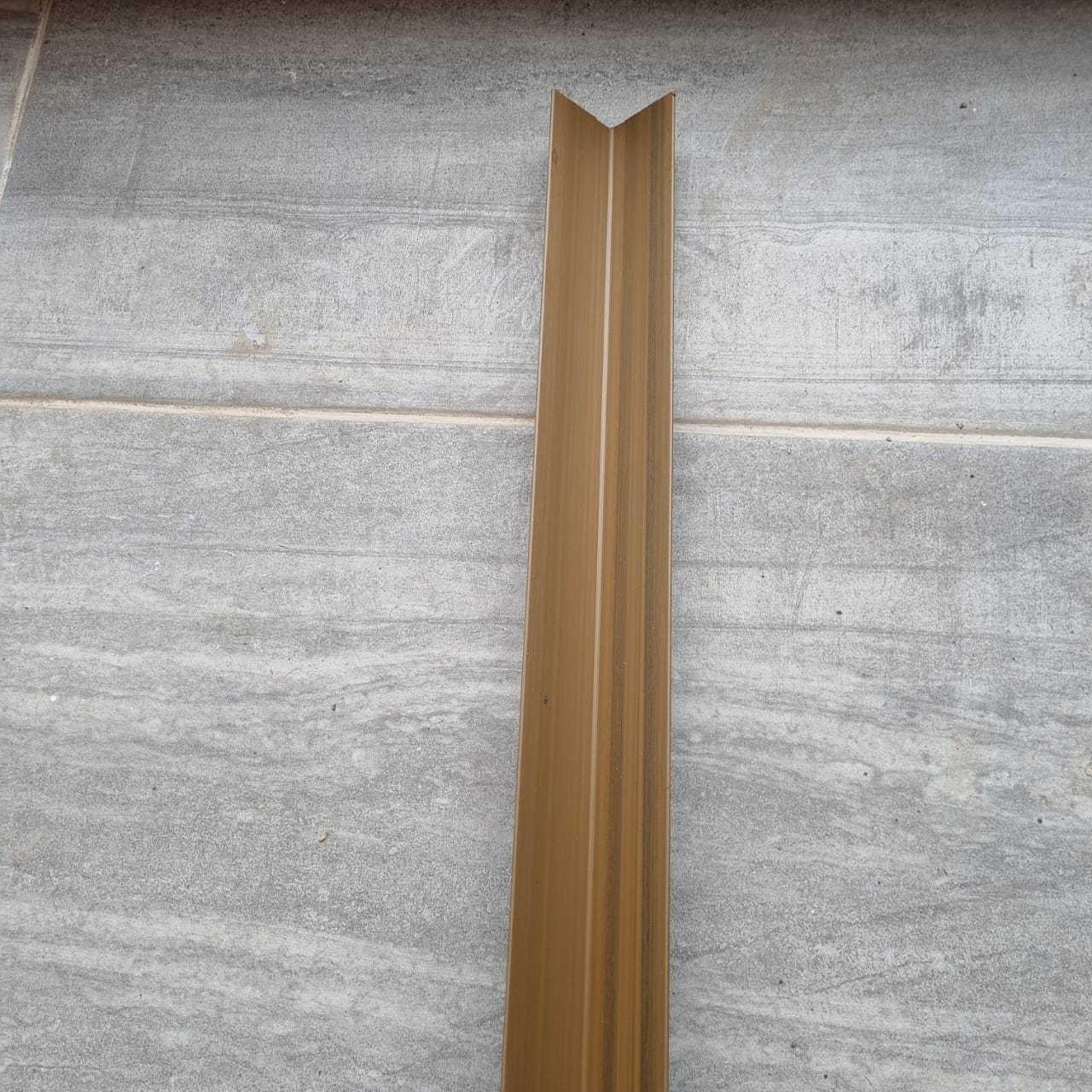 PERFIL TEAK EXTERIOR 45*45*2900