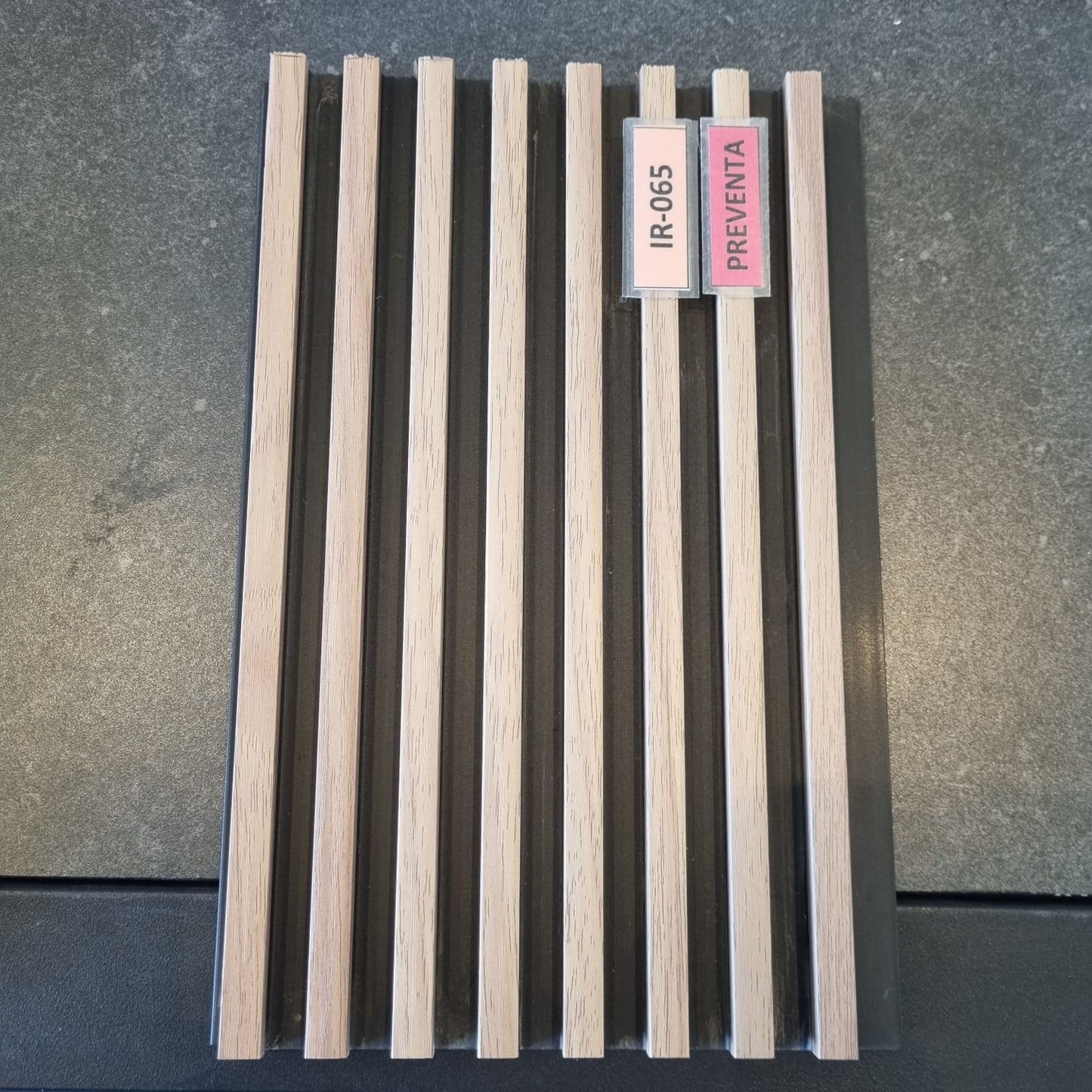 PANEL DECORATIVO HALF IR-065 2500
